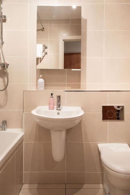 Best City Centre Luxurious Home Free Parking Belfast Eksteriør bilde