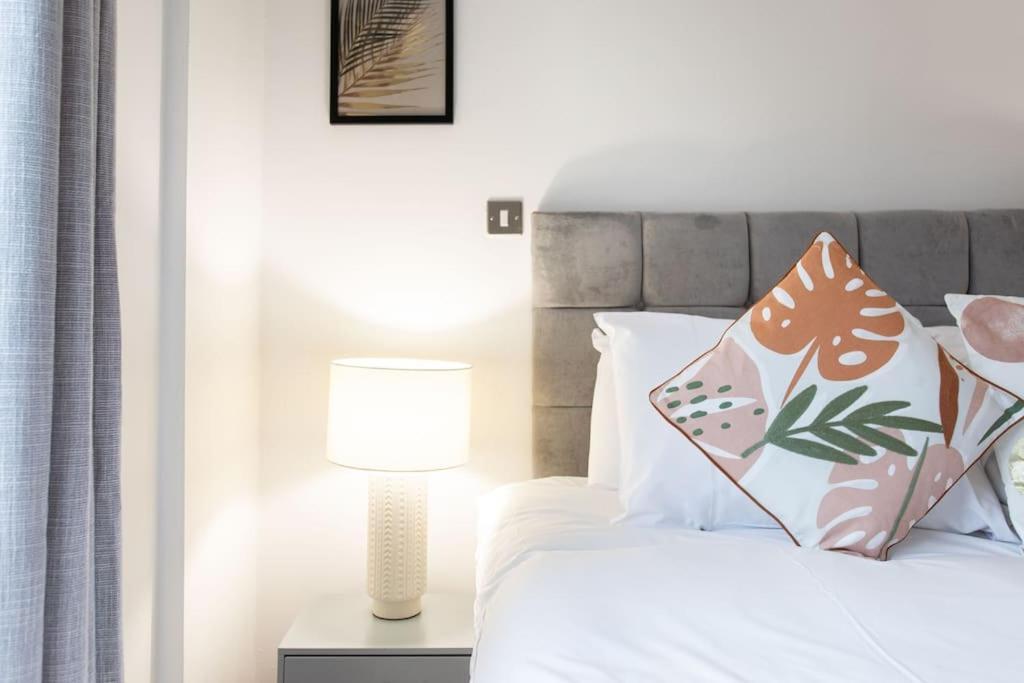 Best City Centre Luxurious Home Free Parking Belfast Eksteriør bilde
