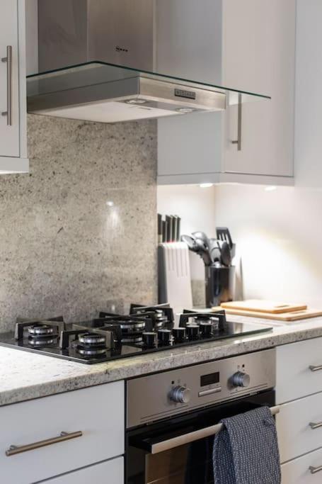 Best City Centre Luxurious Home Free Parking Belfast Eksteriør bilde